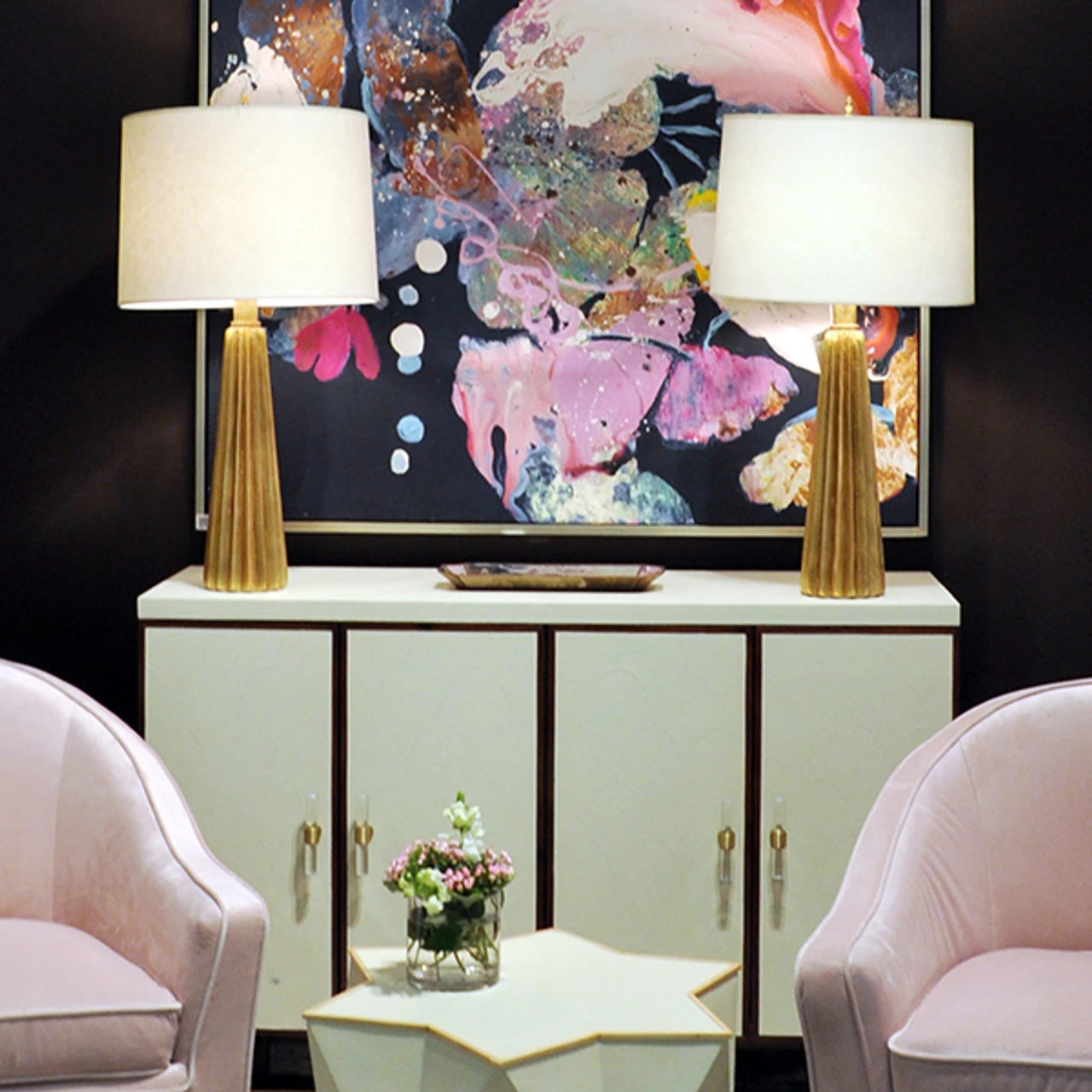 Worlds Away Hensley Gold Leaf Tassel Lamp Base With 17 Inch Diameter White Shade 5 Worlds Away Hensley Gold Leaf Tassel Lamp Base With 17 Inch Diameter White Shade - Image 5